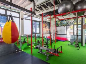 Top 10 Phòng Gym Quận 1 Uy Tín Nhất 2025: Giá Rẻ, Chất Lượng, Có PT