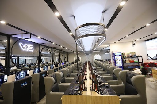 Ways Station Chương Dương