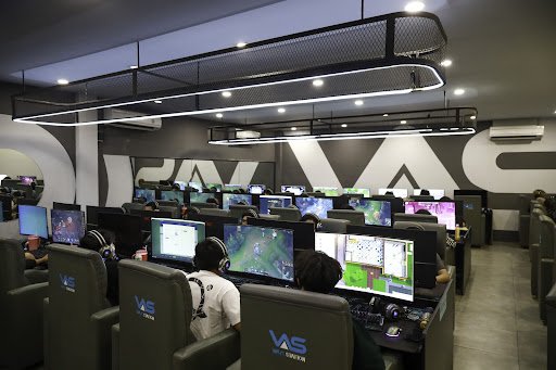 Ways Station Võ Hoành