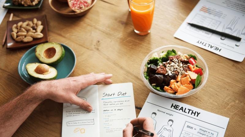 Chế độ dinh dưỡng cho nữ mới tập gym tăng cân, giàu protein và carbohydrate