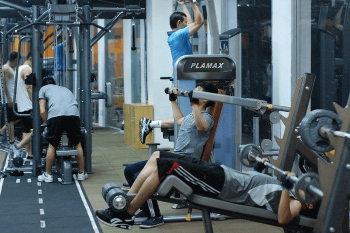 Đội ngũ huấn luyện viên chuyên nghiệp tại Vinh Quang Gym Club Hải Phòng