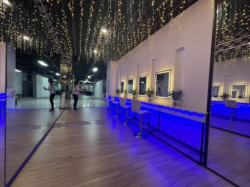 Bluesky Gym and Yoga - Phòng tập thể dục tại Tây Hồ, Hà Nội