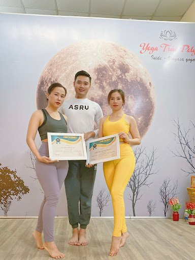 CLB YOGA TrúcPoly Kon Tum