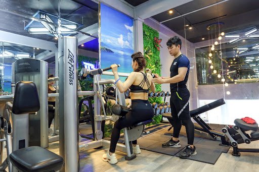 FIT CENTER Hòa Bình - Phòng tập thể dục tại Tân Phú, TP.HCM