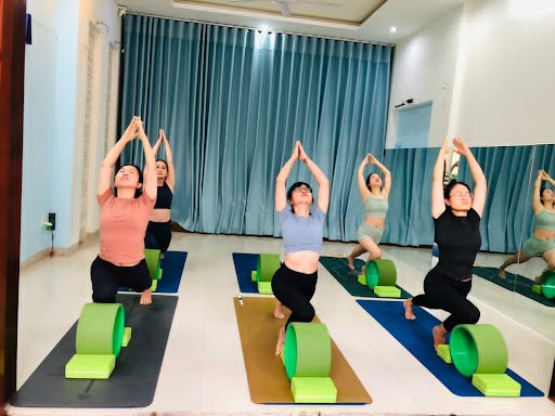Sukhuma Yoga Ngũ Hành Sơn