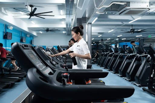 Top 10 Phòng Tập Gym Gần Đường Lê Văn Sỹ, Quận 3, TP.HCM Giá Rẻ, Uy Tín The New Gym Nam Ky Khoi Nghia Phong tap the duc tai Quan 3 TP.HCM