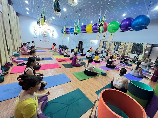 Yoga Chương Đất Đỏ