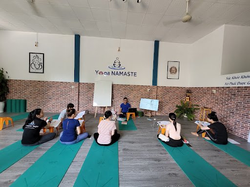 Top 10 Phòng Tập Yoga Cần Thơ Giá Rẻ, Uy Tín, Chất Lượng Yoga Namaste Ninh Kiều
