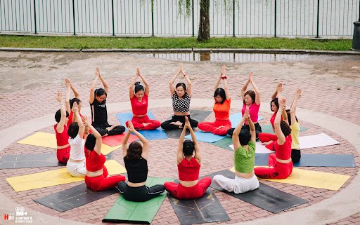 Danh Sách Các Phòng Tập Yoga Yên Bái Giá Rẻ, Uy Tín Bên Dòng Sông Chảy Yoga Tri Lieu Mai Huong Trung tam yoga tai Yen Bai
