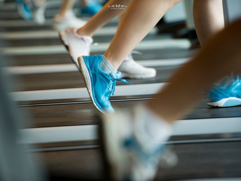 Bài tập cardio giảm cân hiệu quả: Chạy bộ giúp đốt cháy calo và tăng cường sức khỏe tim mạch