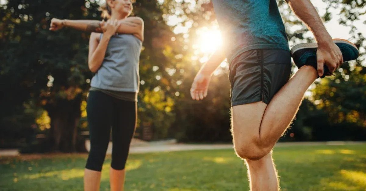 Khởi động đúng cách giúp tăng cường lưu thông máu và chuẩn bị cơ bắp cho hoạt động