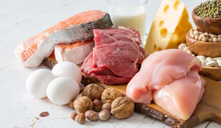 Các loại cá và thịt nạc giúp tăng cơ vòng 3 hiệu quả