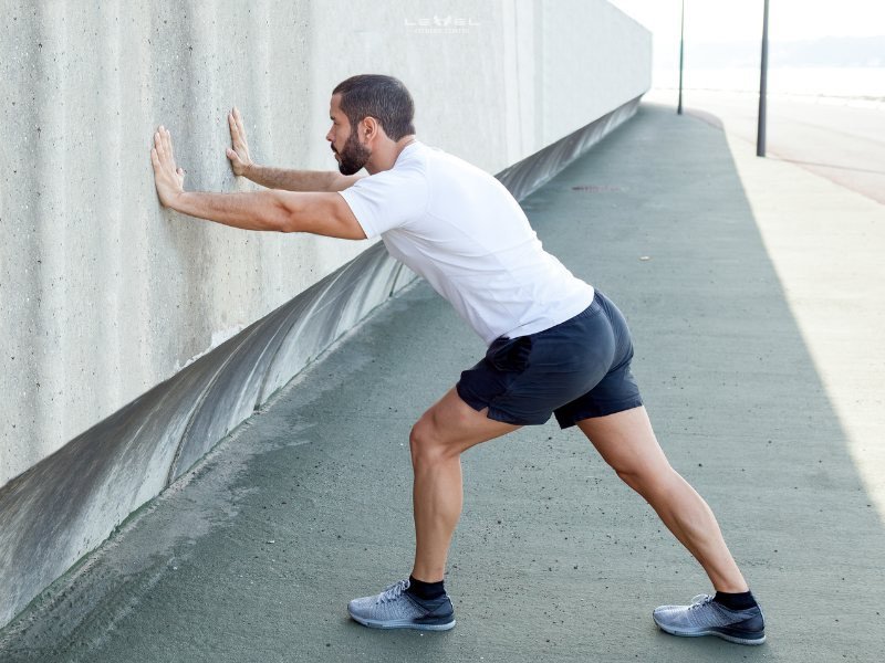 Giãn cơ bắp chân