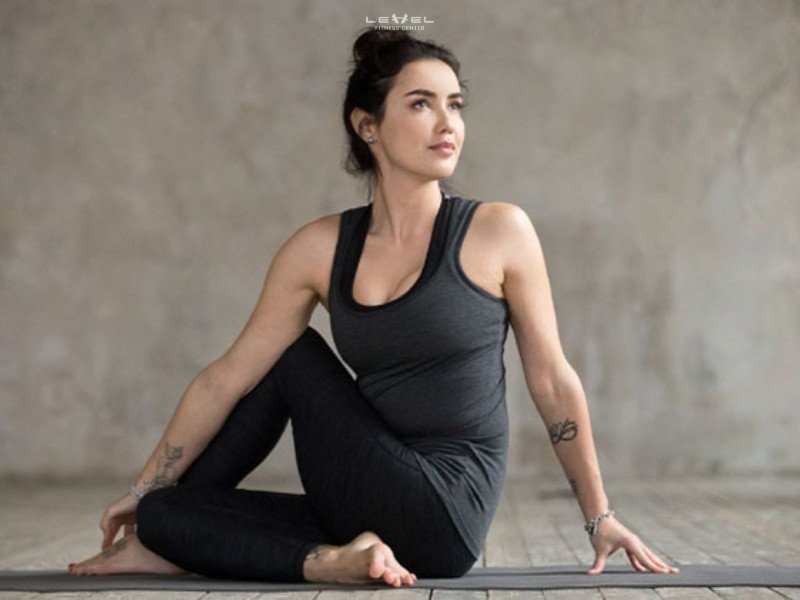 Giãn cơ lưng giữa