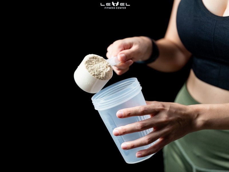 whey protein chứa nhiều axit amin thiết yếu