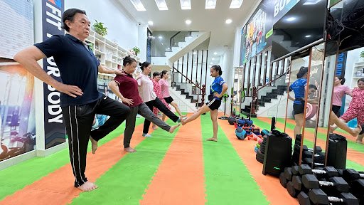 24FIT YOUR BODY BÌNH THẠNH - gym