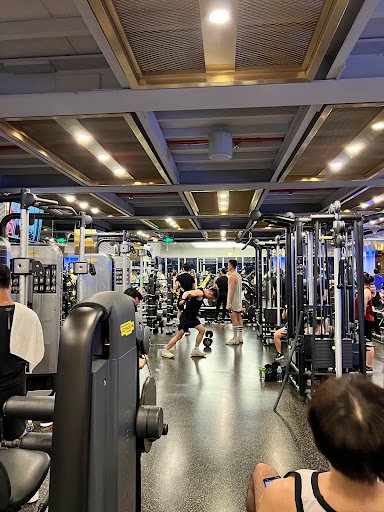 California Centuryon SaiGon Centre - Quận 1 - Phòng Gym gần phố đi bộ Nguyễn Huệ, Quận 1