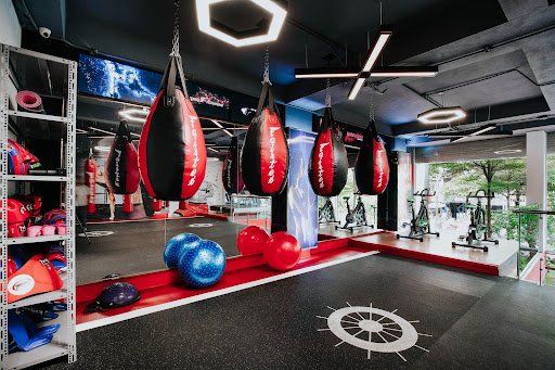Top phòng tập yoga gần trần khát chân Giá Rẻ, Chất lượng Dragon Fitness 3B Thanh Nhan phong tap yoga gan tran khat chan tai Hai Ba Trung