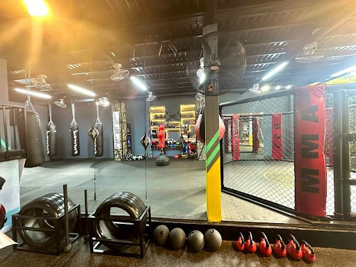 LP SPORT CLUB (NHA TRANG) - Boxing, Kick boxing, Muay Thai, Kudo, MMA, BJJ, KIDS class. - phòng tập boxing khánh hòa