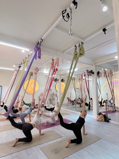 Pinky Academy - Yoga gần Nguyễn Trãi Quận 5