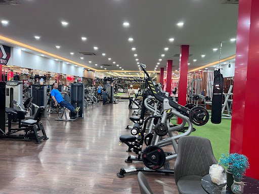 Top 10 Phòng Gym Bình Tân, TP.HCM Giá Rẻ 2025 RedFit Fitness & Yoga Tỉnh Lộ 10 - Phòng gym Bình Tân