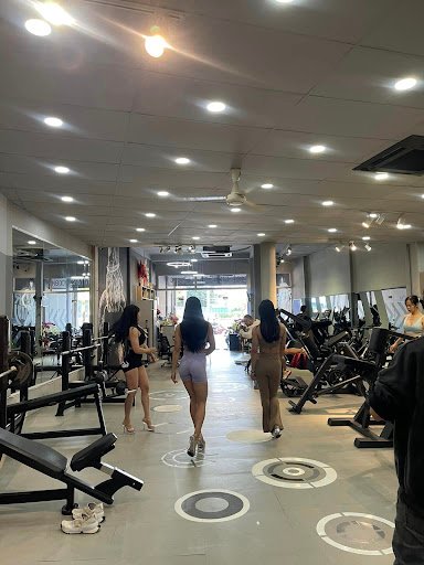 SUPER GYM CỘNG HOÀ - gym