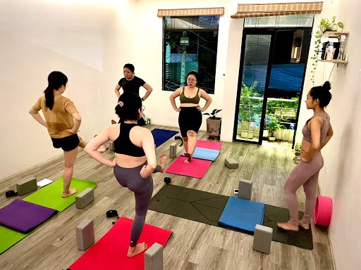 Top địa điểm yoga gần Lê Đại Hành Quận 11 Giá Rẻ, Chất lượng tại TP.HCM Seed Yoga & Workout Studio - yoga gần Lê Đại Hành Quận 11 tại TP.HCM